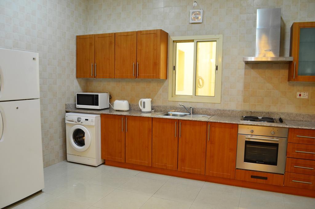 President Suites Apartments Manama Exterior foto