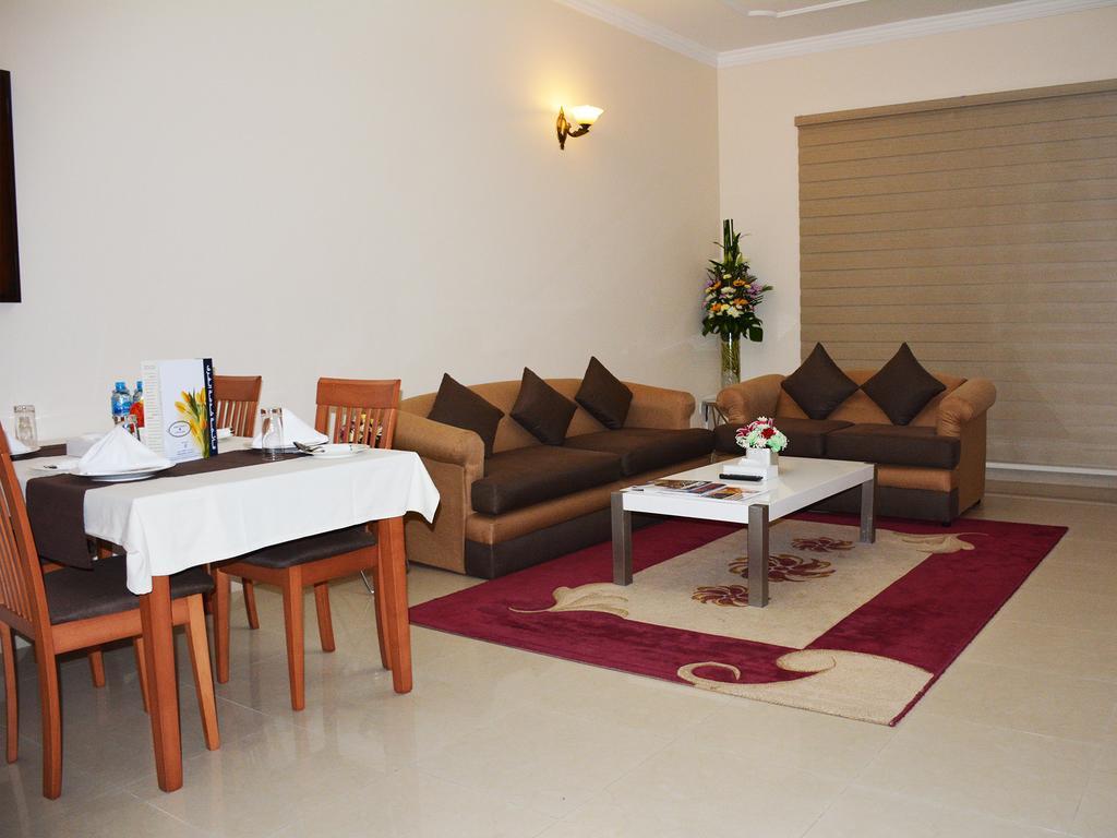 President Suites Apartments Manama Exterior foto