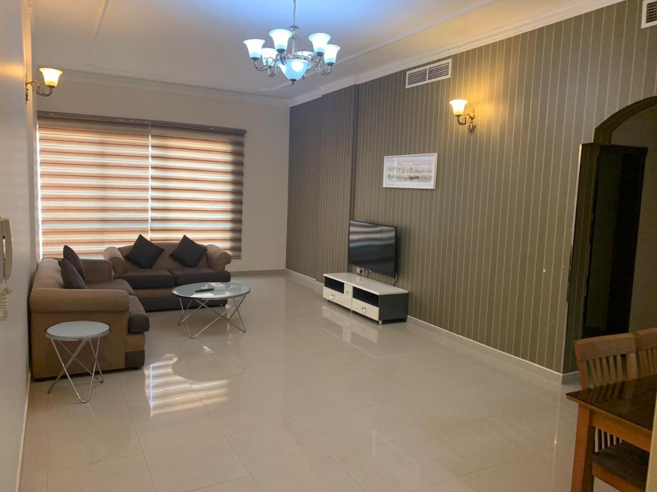 President Suites Apartments Manama Exterior foto